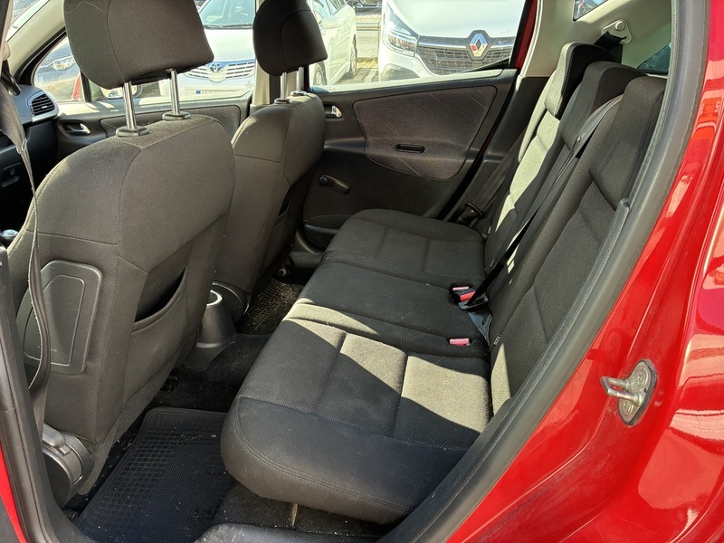 Peugeot 207 vaihtoauto