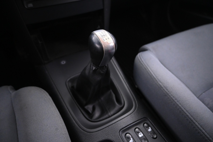 Nissan Primera vaihtoauto