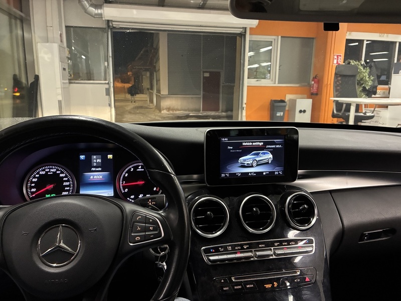 Mercedes-Benz C vaihtoauto