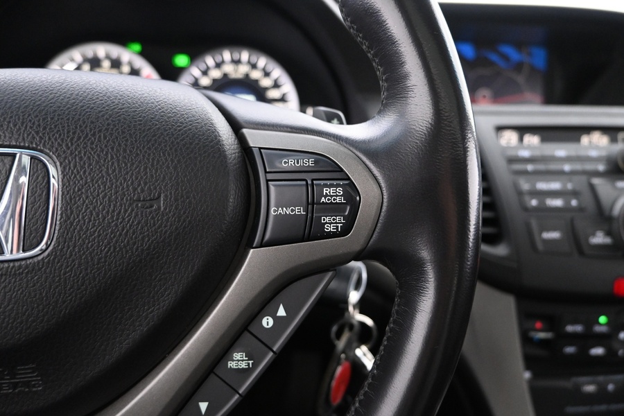 Honda Accord vaihtoauto