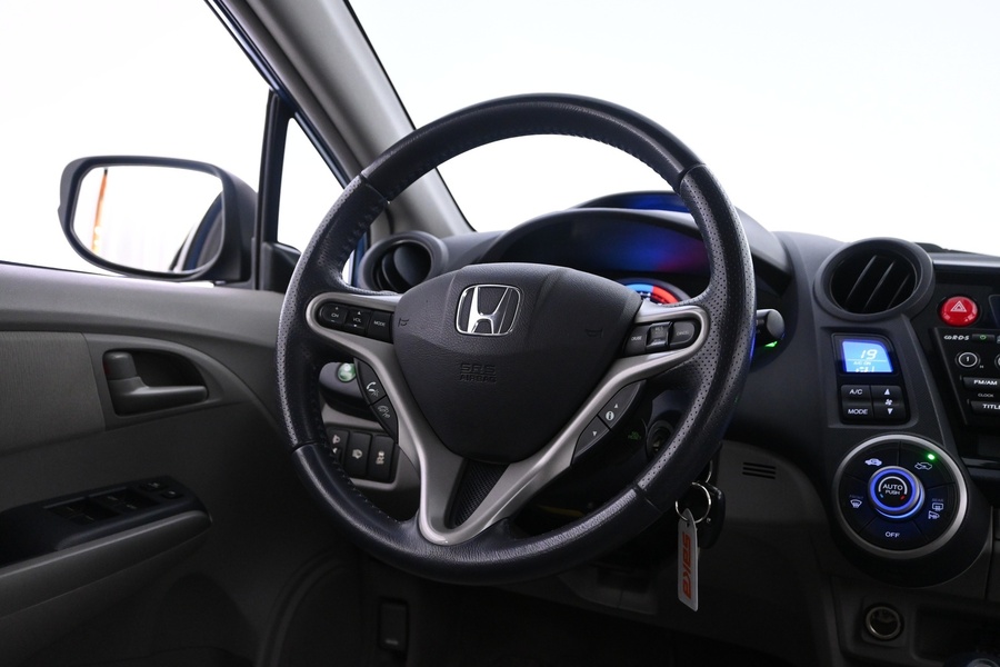 Honda Insight vaihtoauto