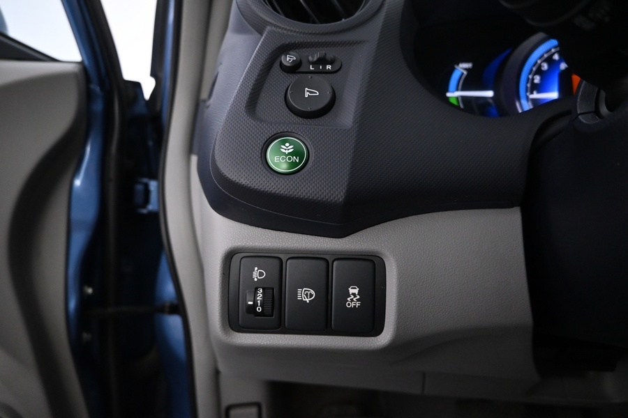 Honda Insight vaihtoauto