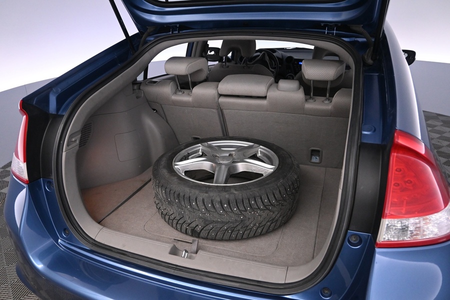 Honda Insight vaihtoauto