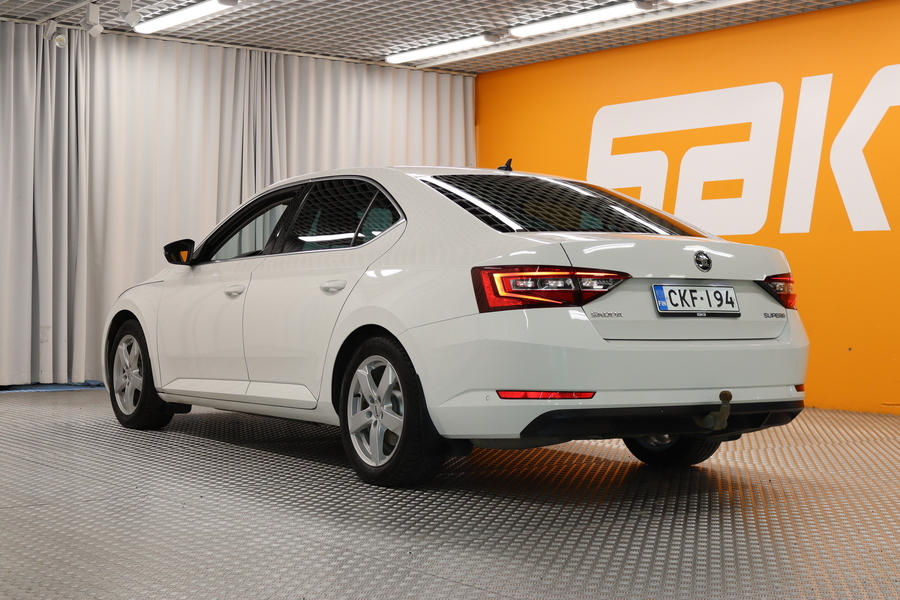 Skoda Superb vaihtoauto