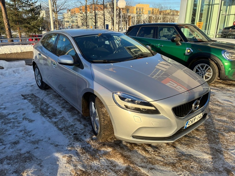 Volvo V40 vaihtoauto