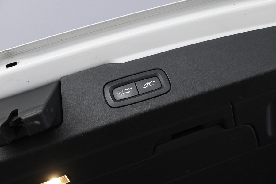 Volvo V60 Cross Country vaihtoauto