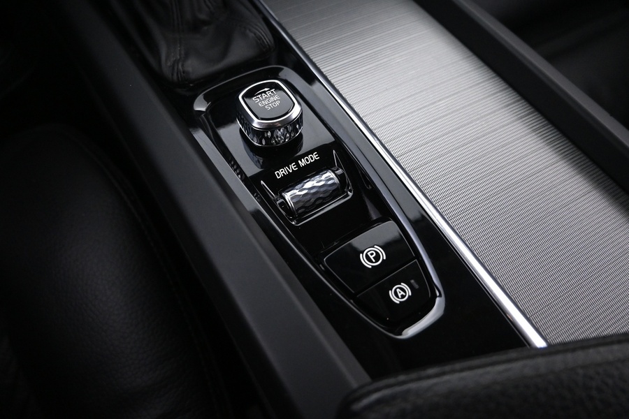 Volvo V60 Cross Country vaihtoauto