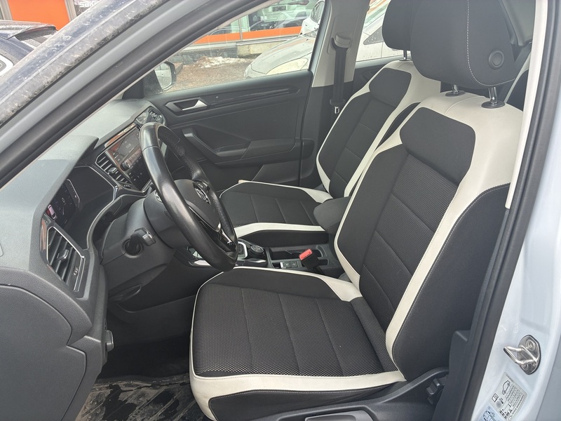 Volkswagen T-Roc vaihtoauto