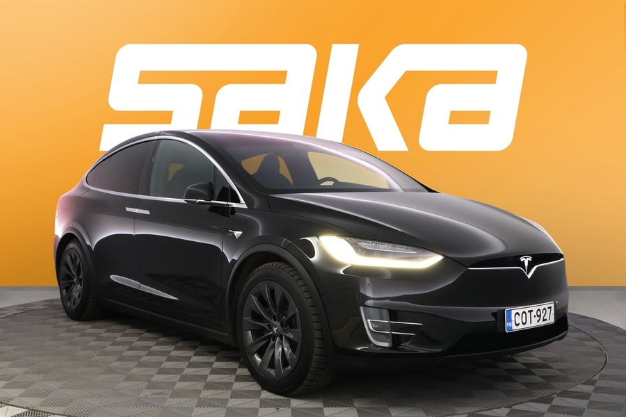 Tesla Model X vaihtoauto