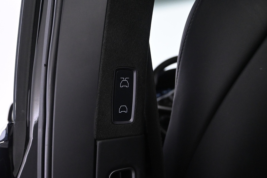 Tesla Model X vaihtoauto