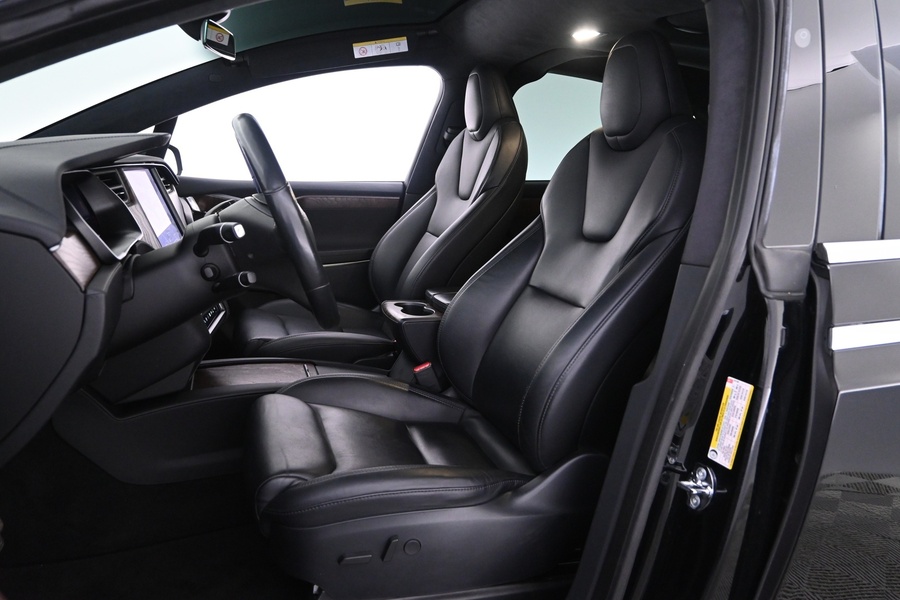 Tesla Model X vaihtoauto