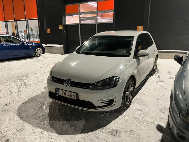 Volkswagen Golf vaihtoauto