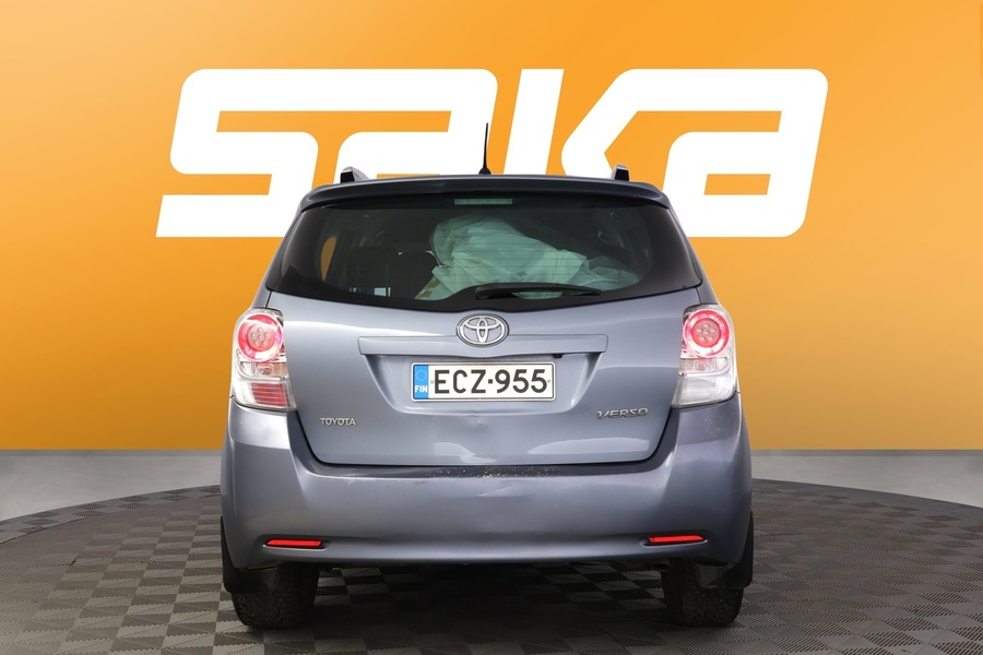 Toyota Verso vaihtoauto