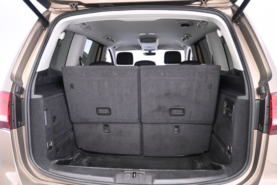 Volkswagen Sharan vaihtoauto