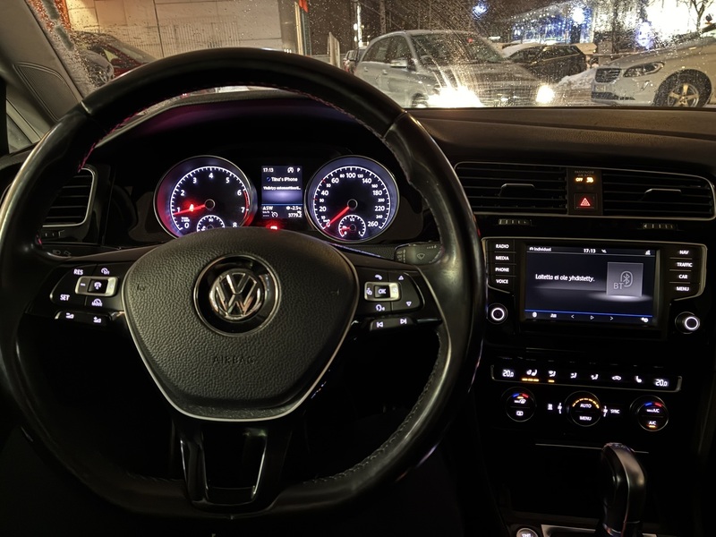 Volkswagen Golf vaihtoauto