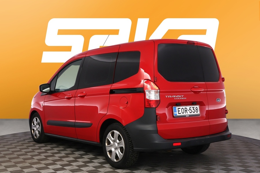 Ford Transit Courier vaihtoauto