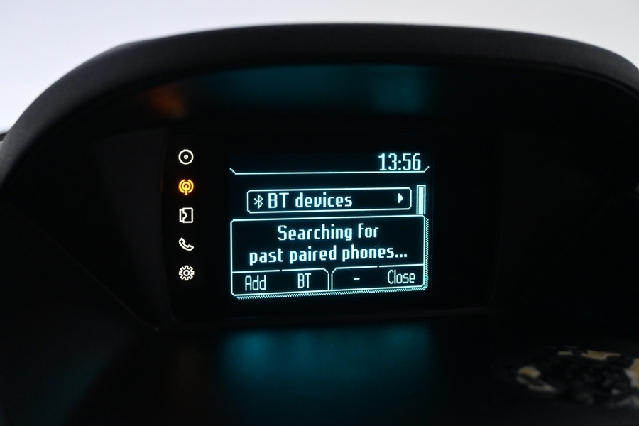 Ford Transit Courier vaihtoauto