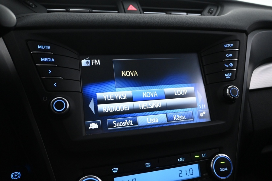 Toyota Avensis vaihtoauto