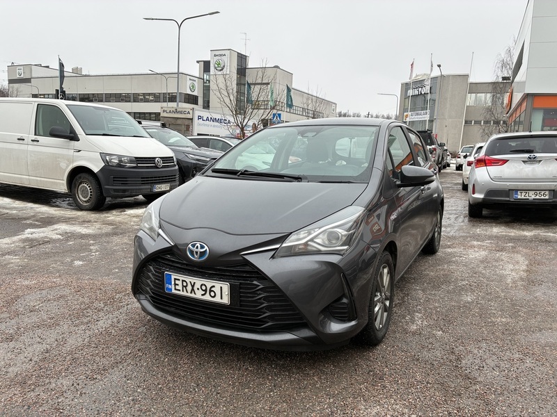 Toyota Yaris vaihtoauto
