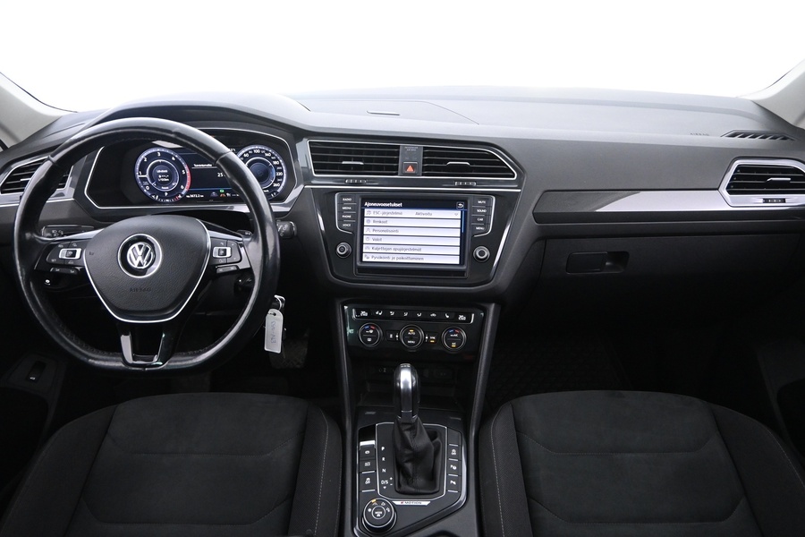 Volkswagen Tiguan vaihtoauto