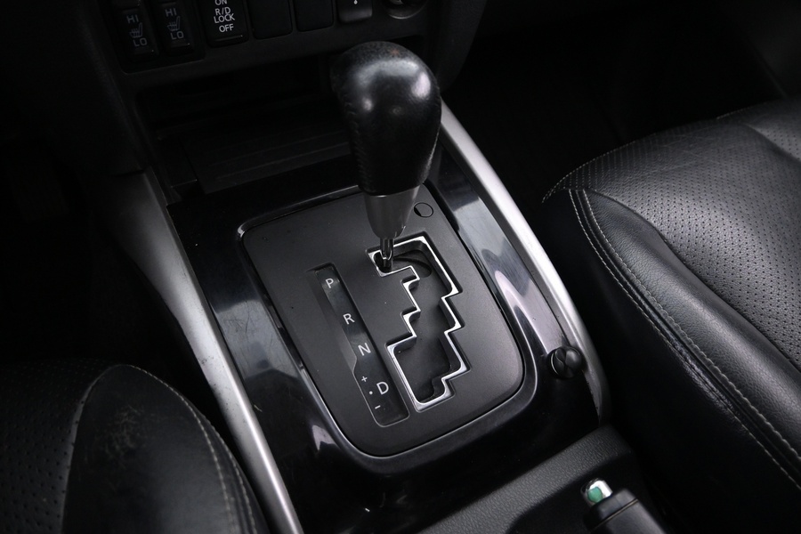 Mitsubishi L200 vaihtoauto