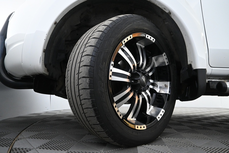 Mitsubishi L200 vaihtoauto