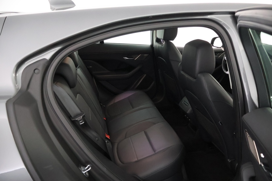 Jaguar I-PACE vaihtoauto