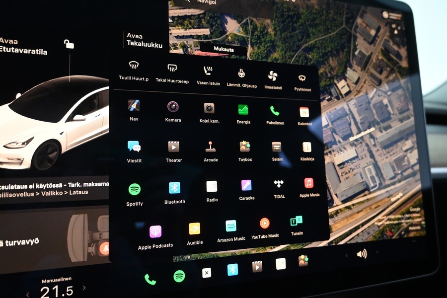 Tesla Model 3 vaihtoauto