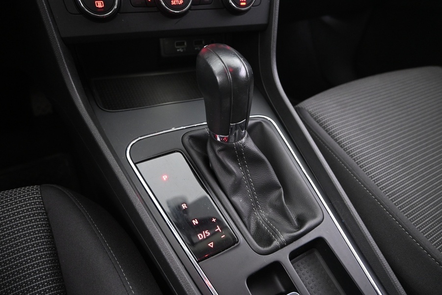 SEAT Leon ST vaihtoauto