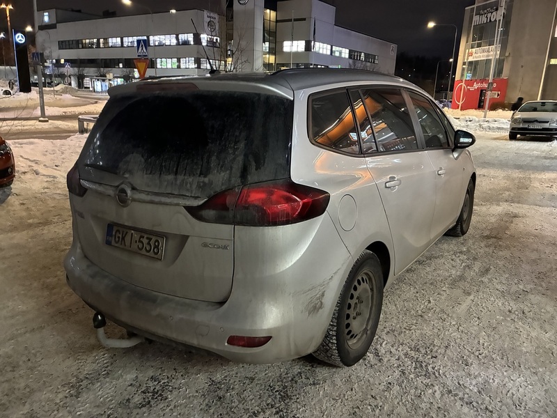 Opel Zafira Tourer vaihtoauto