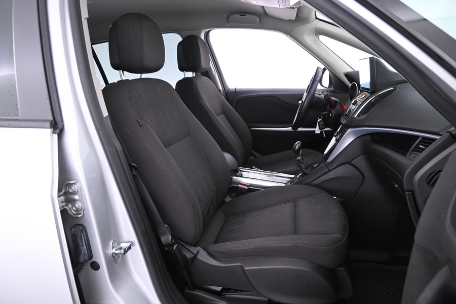 Opel Zafira Tourer vaihtoauto