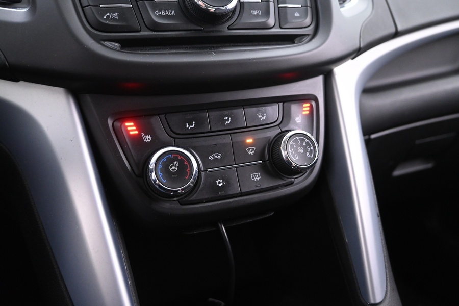 Opel Zafira Tourer vaihtoauto