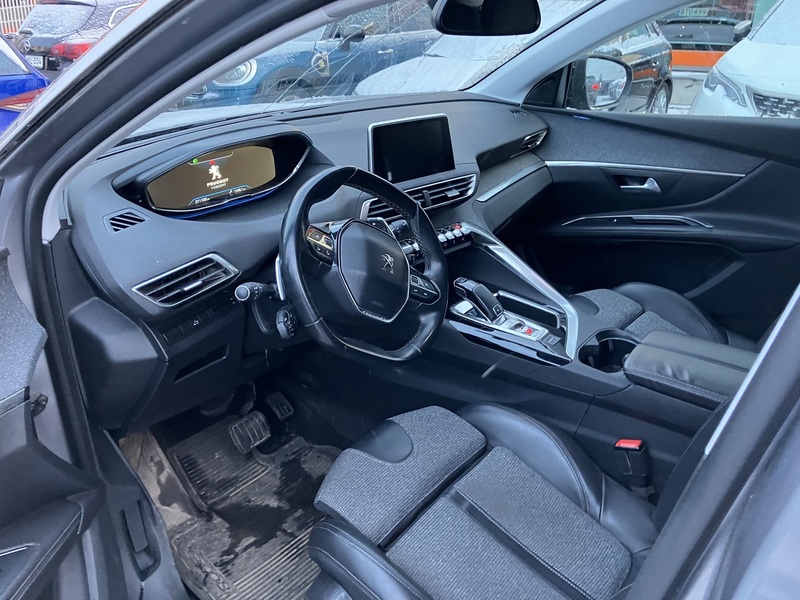 Peugeot 5008 vaihtoauto