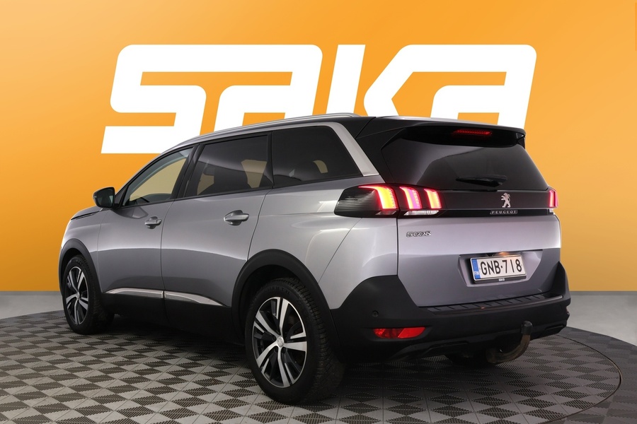 Peugeot 5008 vaihtoauto