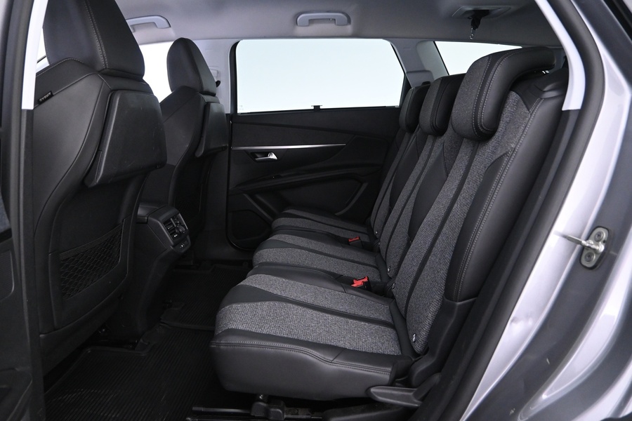 Peugeot 5008 vaihtoauto