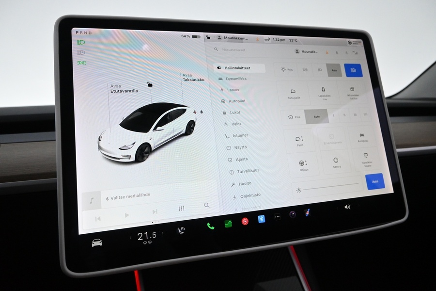 Tesla Model 3 vaihtoauto