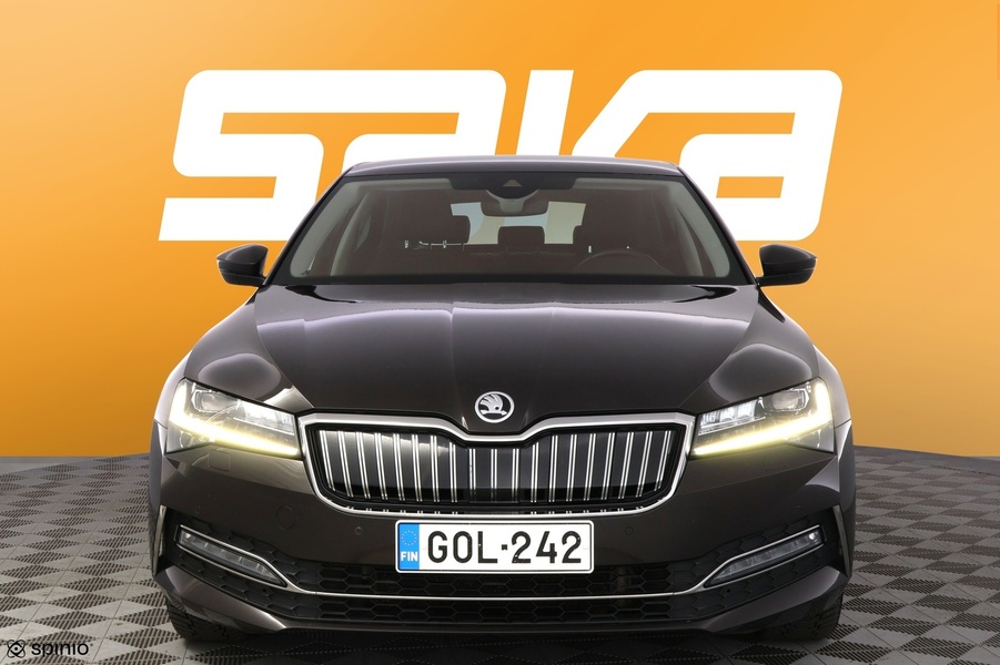 Skoda Superb vaihtoauto