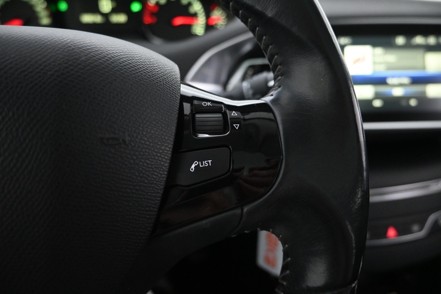 Peugeot 308 vaihtoauto