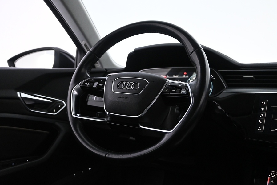 Audi e-tron vaihtoauto