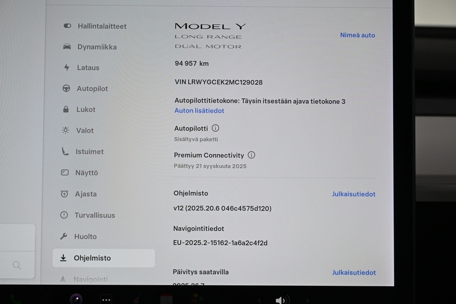 Tesla Model Y vaihtoauto