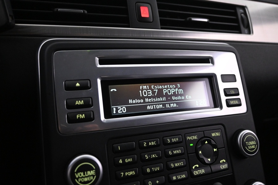 Volvo V70 vaihtoauto