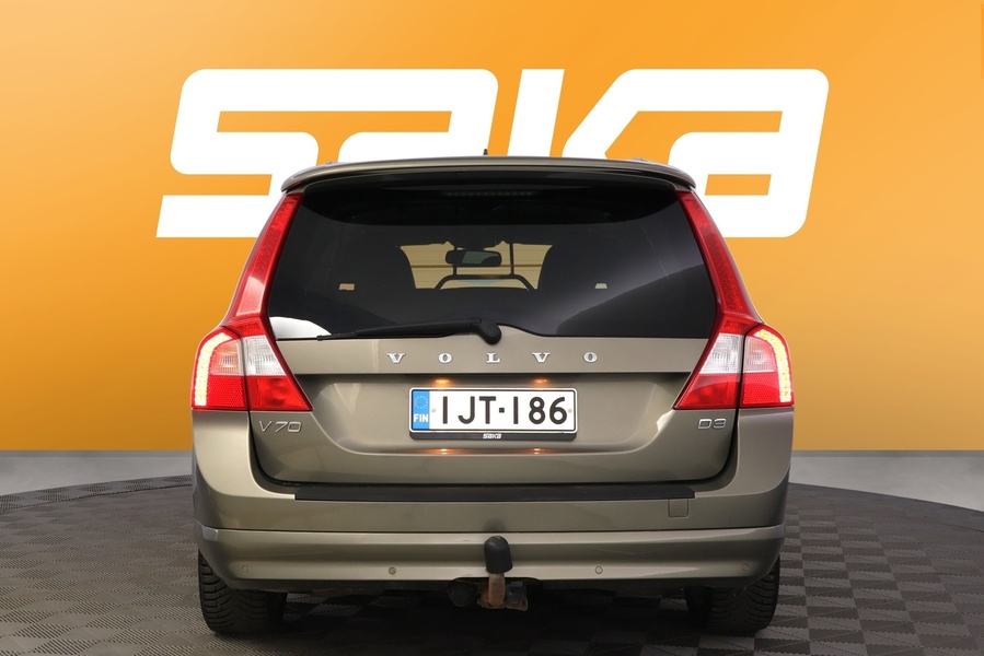 Volvo V70 vaihtoauto