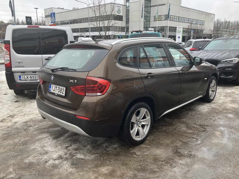 BMW X1 vaihtoauto