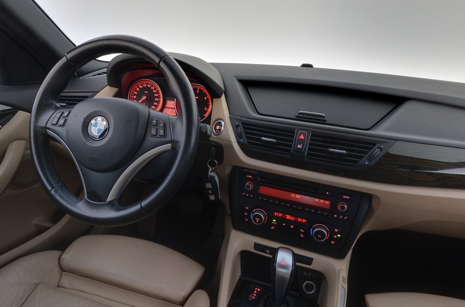 BMW X1 vaihtoauto