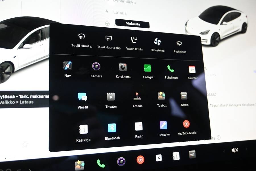 Tesla Model 3 vaihtoauto