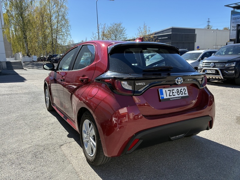 Toyota Yaris vaihtoauto