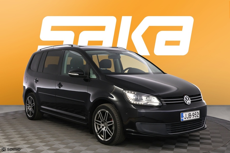 Volkswagen Touran vaihtoauto