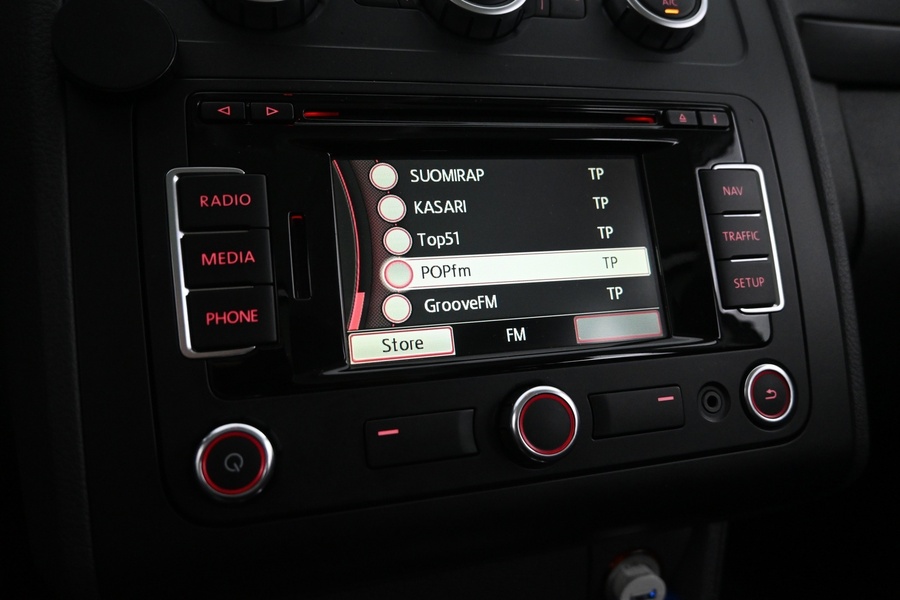 Volkswagen Touran vaihtoauto