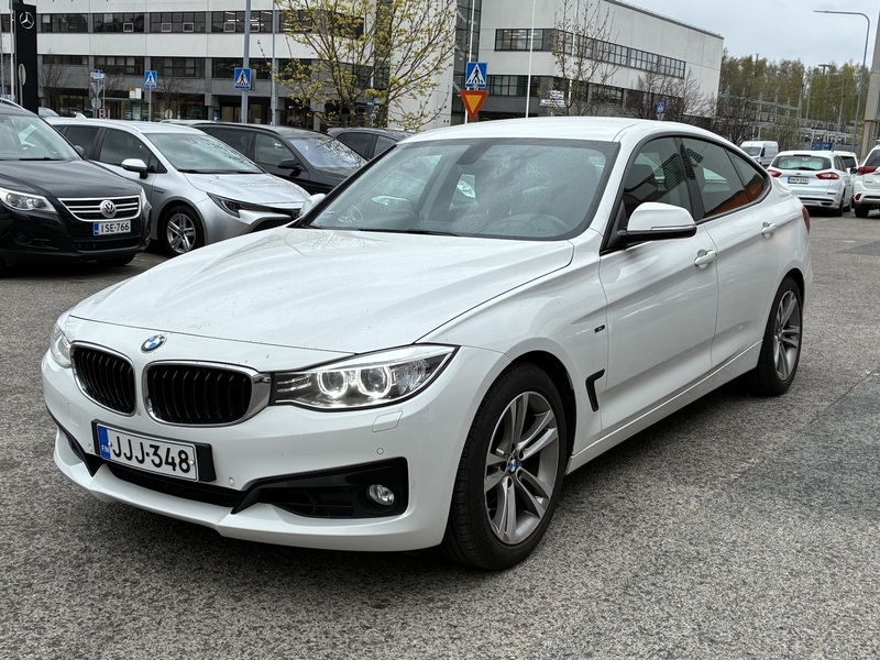 BMW 320 vaihtoauto