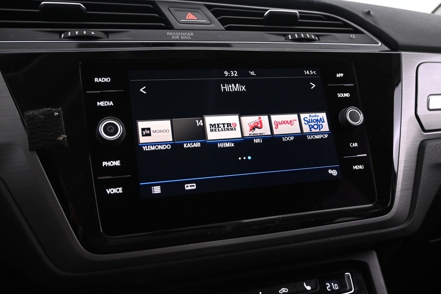 Volkswagen Touran vaihtoauto